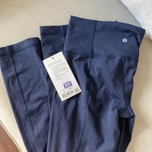 Lululemon NWT navy leggings